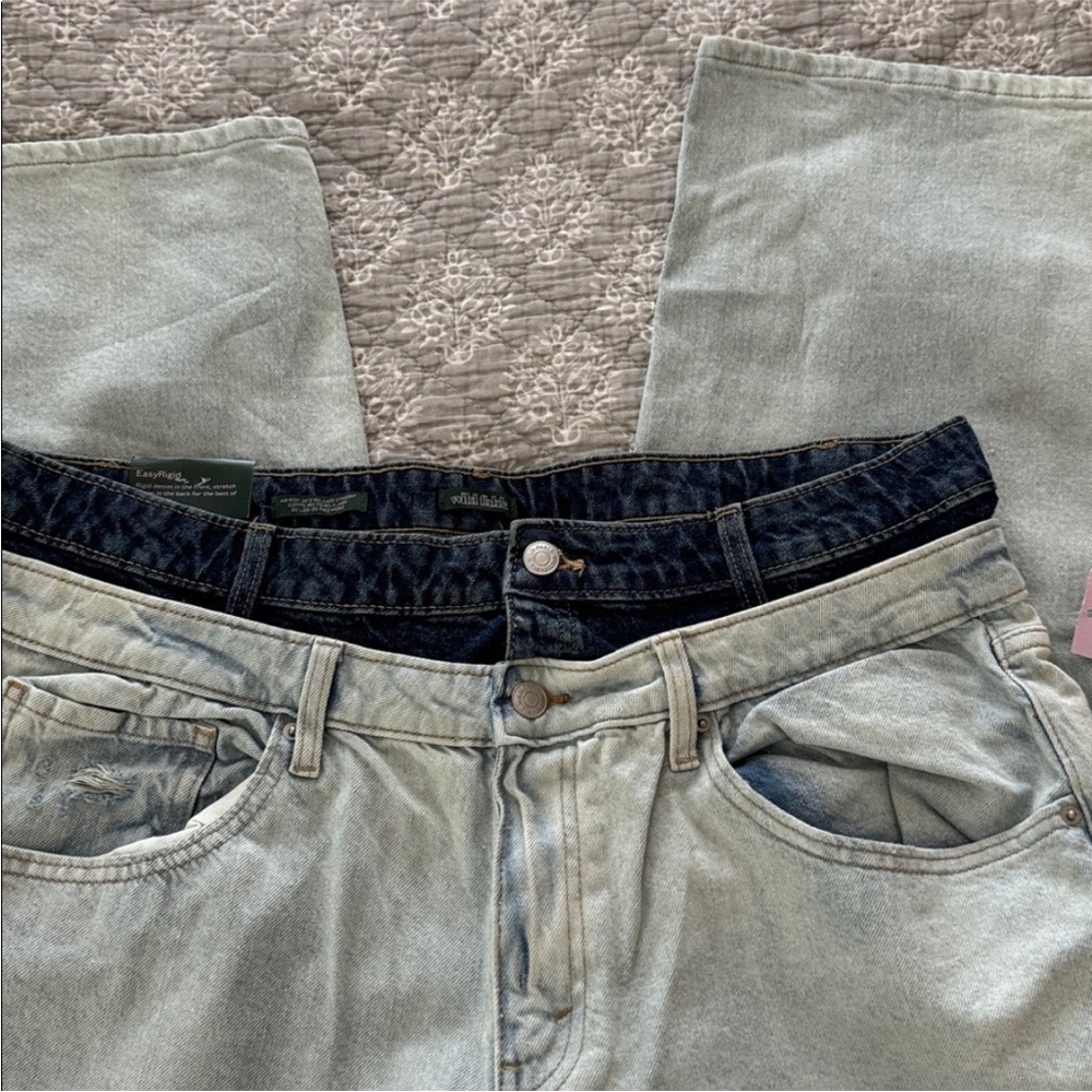 Wild Fable Double Waisted Mid Rise 90's Relaxed Straight Distressed Jeans